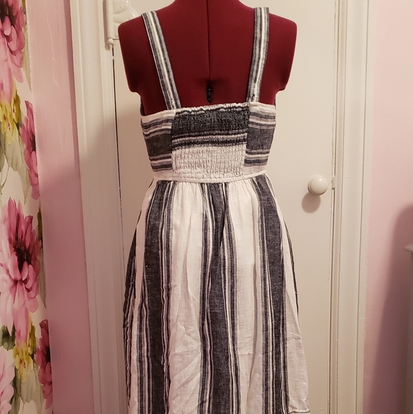 Universal Threads striped jumper dress - Picture 7 of 7